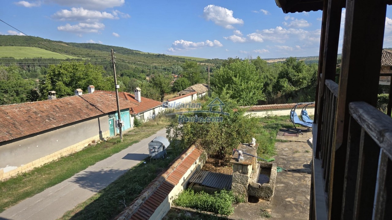 Foto 10 von 12 — Bulgarian House with swimming pool and 4 bedrooms