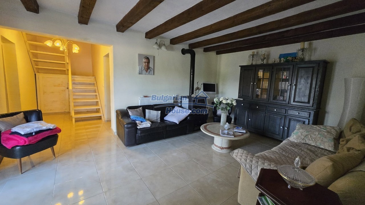 Foto 5 von 12 — Bulgarian House with swimming pool and 4 bedrooms