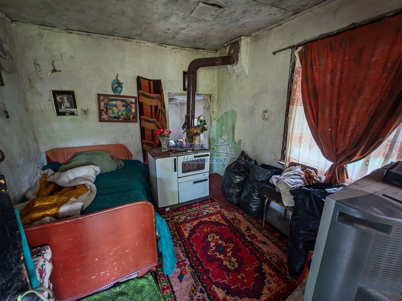 Foto 2 von 12 — Cheap Bulgarian house for sale 5km from Danube river