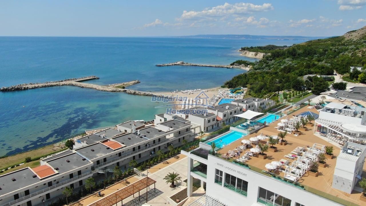 Foto 11 von 11 — Furnished 2-room apartment in White Lagoon, 300 m from the beach