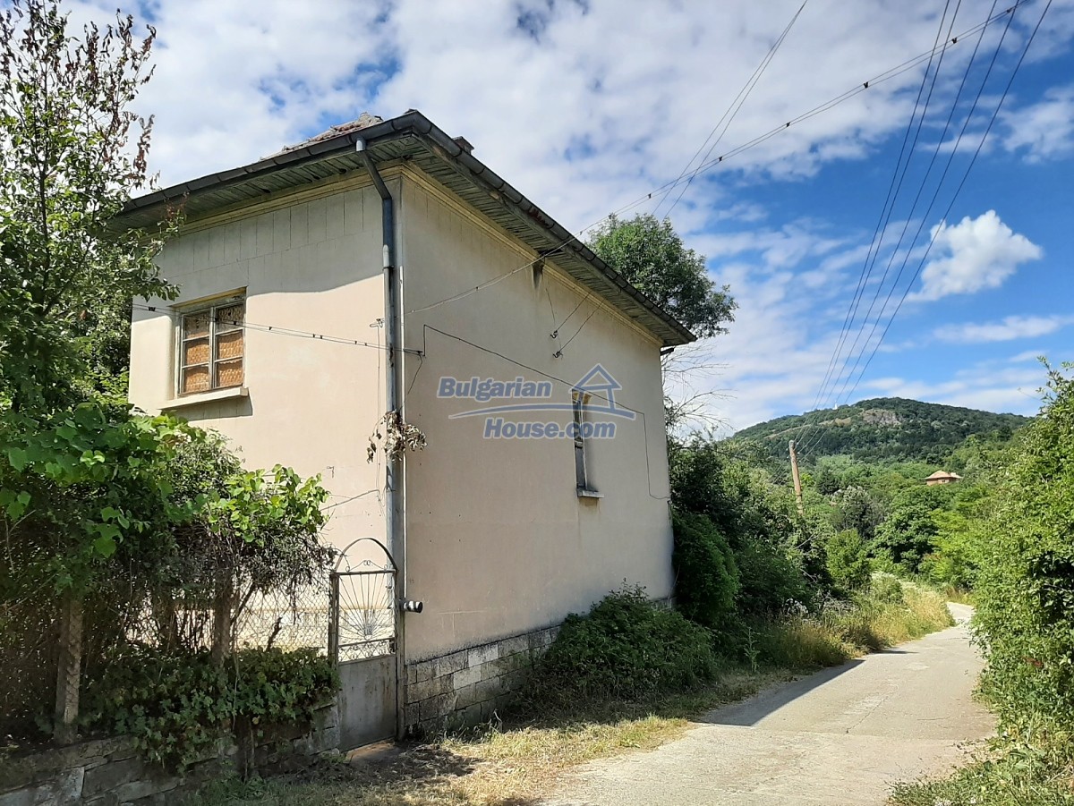 Foto 3 von 12 — Rural Property-Excellent Potential in a Peaceful Village Vratca