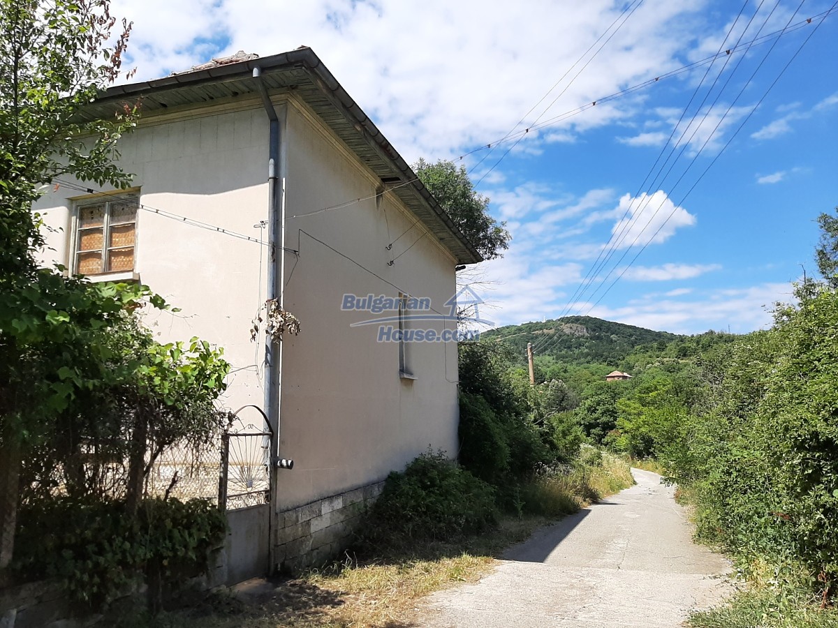 Foto 4 von 12 — Rural Property-Excellent Potential in a Peaceful Village Vratca