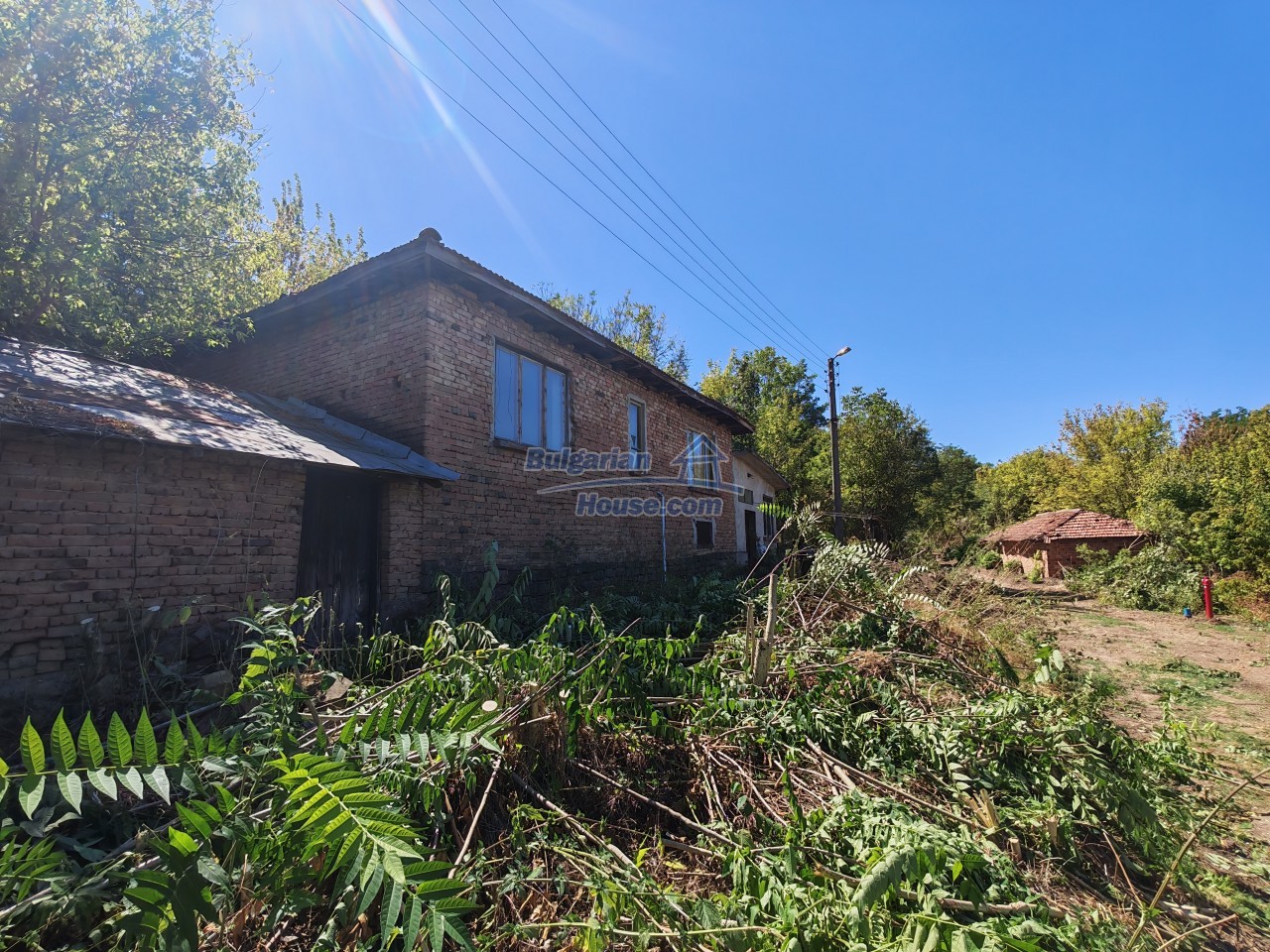 Foto 7 von 12 — Rural Bulgarian house with 5 bedrooms, bathroom, big garden