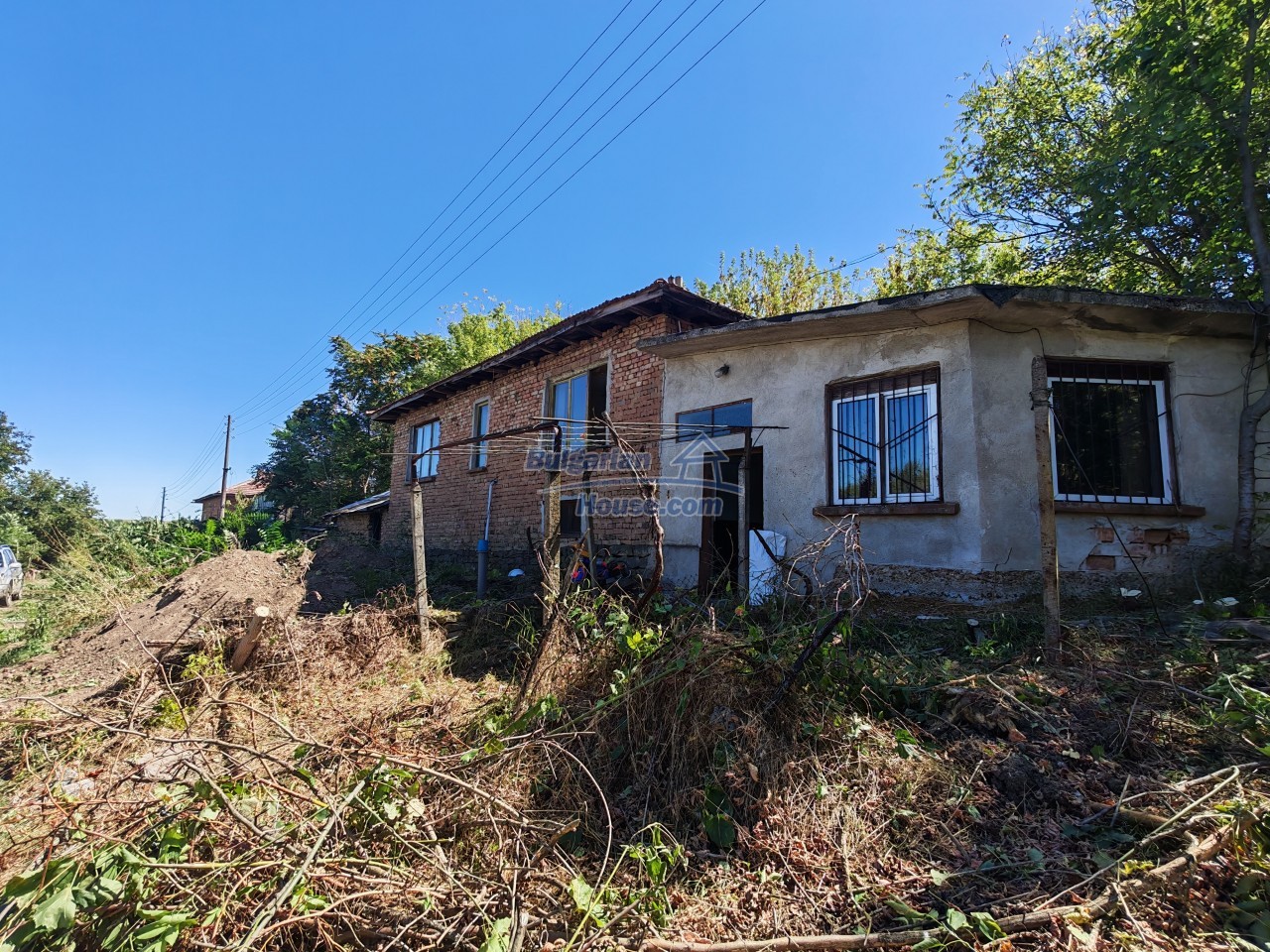 Foto 5 von 12 — Rural Bulgarian house with 5 bedrooms, bathroom, big garden