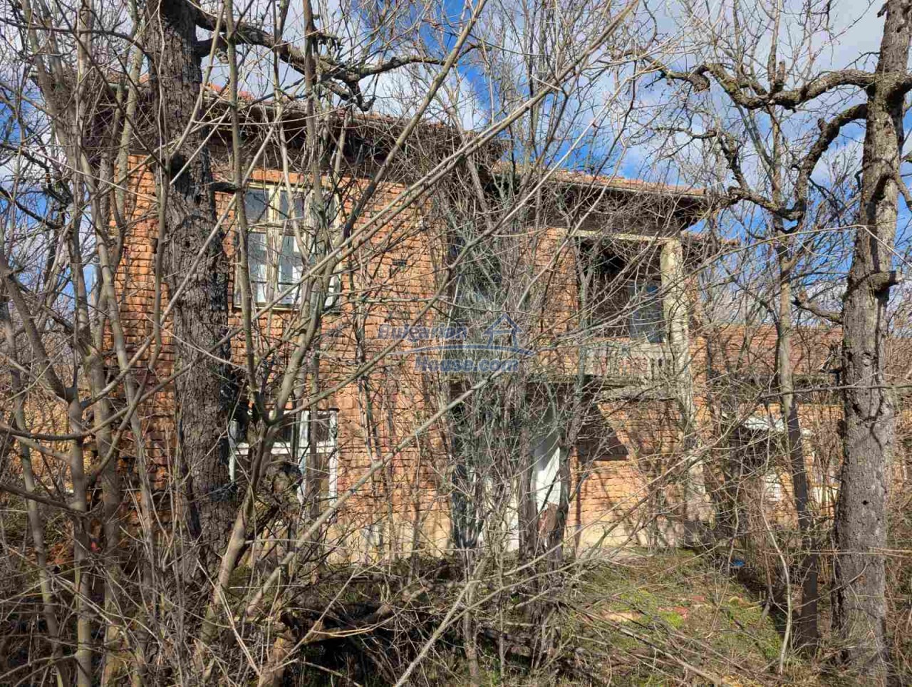 Foto 5 von 12 — Cheap Rural Bulgarian House for renovation 20km from Danube