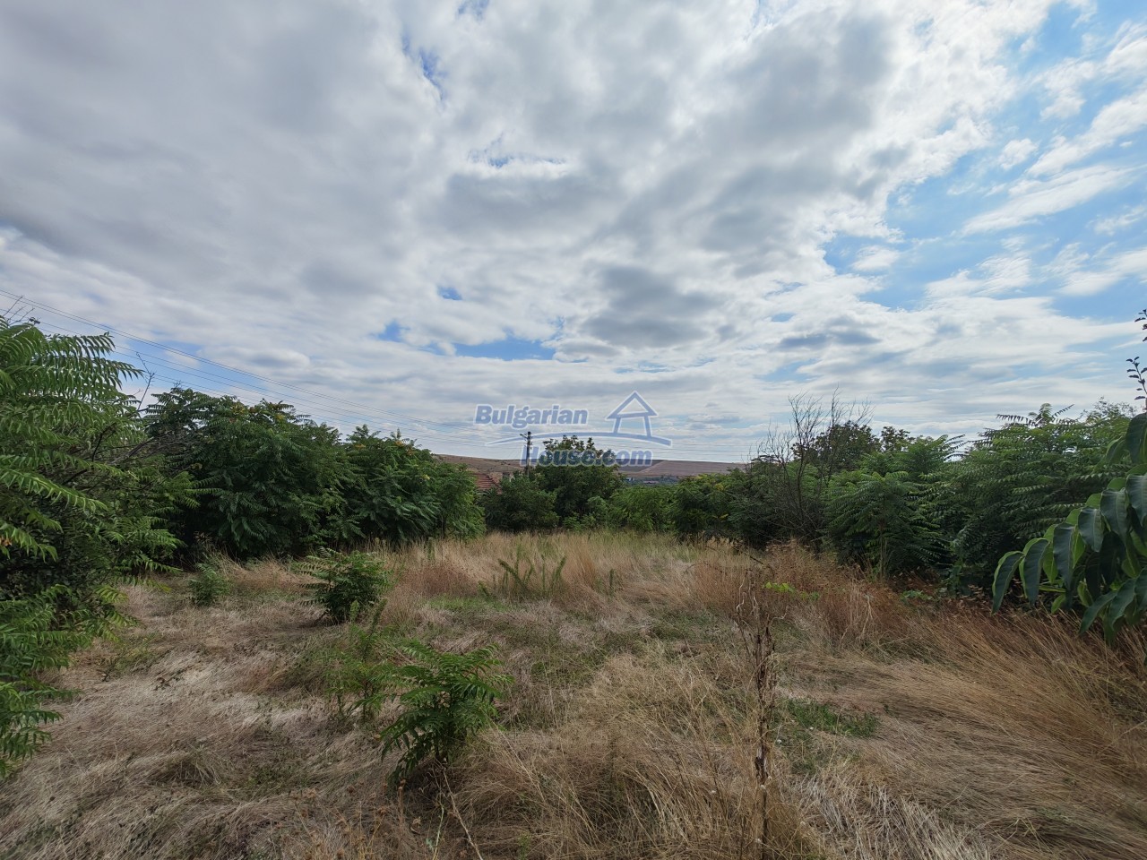 Foto 7 von 12 — Cheap House for renovation with 3000sq.m land and nice views