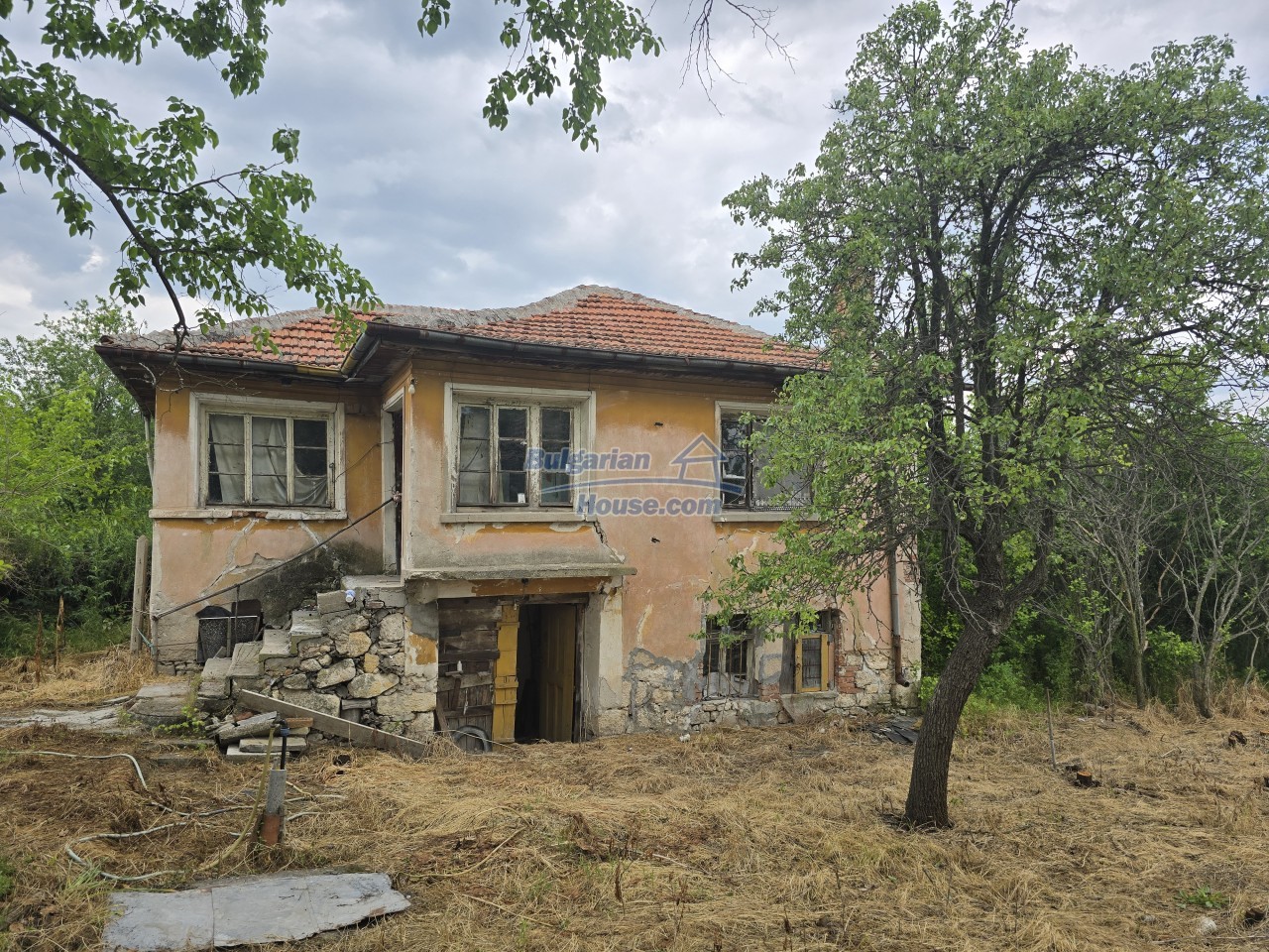Foto 3 von 12 — Cheap Bulgarian House with nice views 35km from Stara Zagora