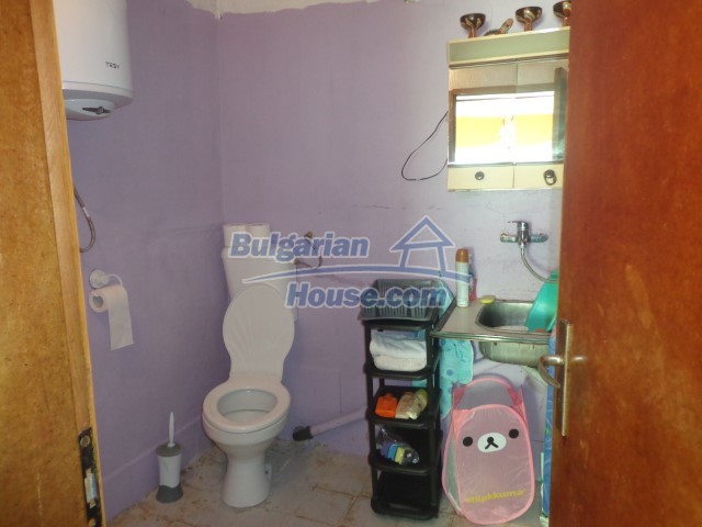 Foto 12 von 12 — Cheap Bulgarian partly renovated property 15km from Elhovo