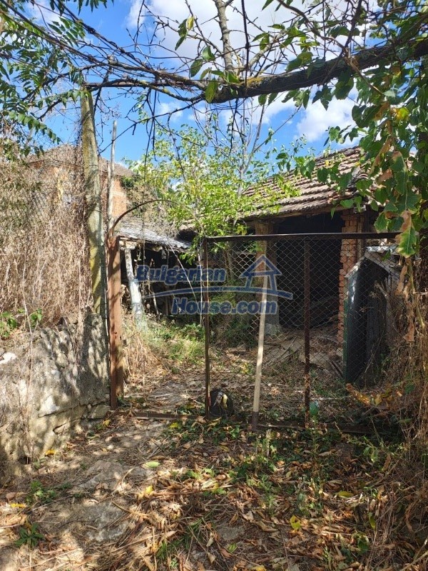 Foto 3 von 12 — Two storey house for sale in Melnitsa 17km from Elhovo Yambol