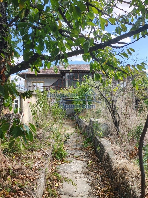 Foto 4 von 12 — Two storey house for sale in Melnitsa 17km from Elhovo Yambol