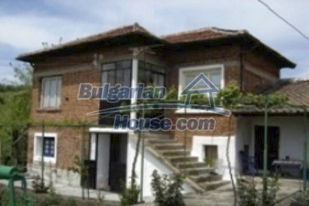 Foto 1 von 6 — DISCOUNTED Rural brick bulgarian house for sale