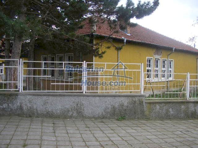 Foto 5 von 6 — Huge building for your business in Bulgaria
