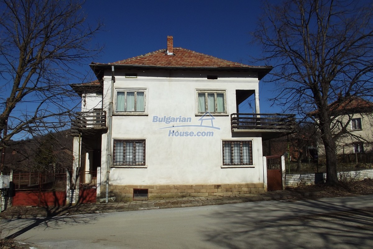 Foto 8 von 12 — Four bedroom Bulgarian house for sale in Vratsa region