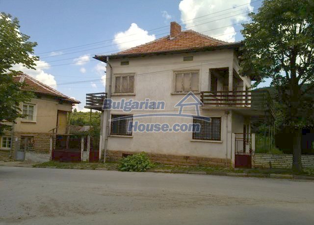 Foto 3 von 12 — Four bedroom Bulgarian house for sale in Vratsa region