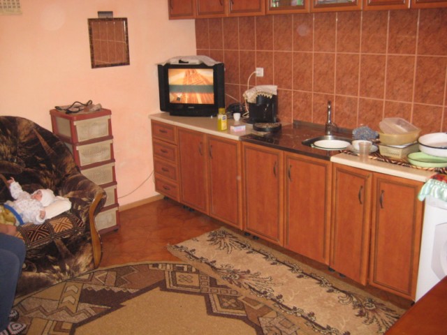 Foto 1 von 8 — АПАРТАМЕНТ в гр. КАРНОБАТ, ОБЩ. Карнобат, обл. БУРГАС, ул. „ИСКЪР“ № 1