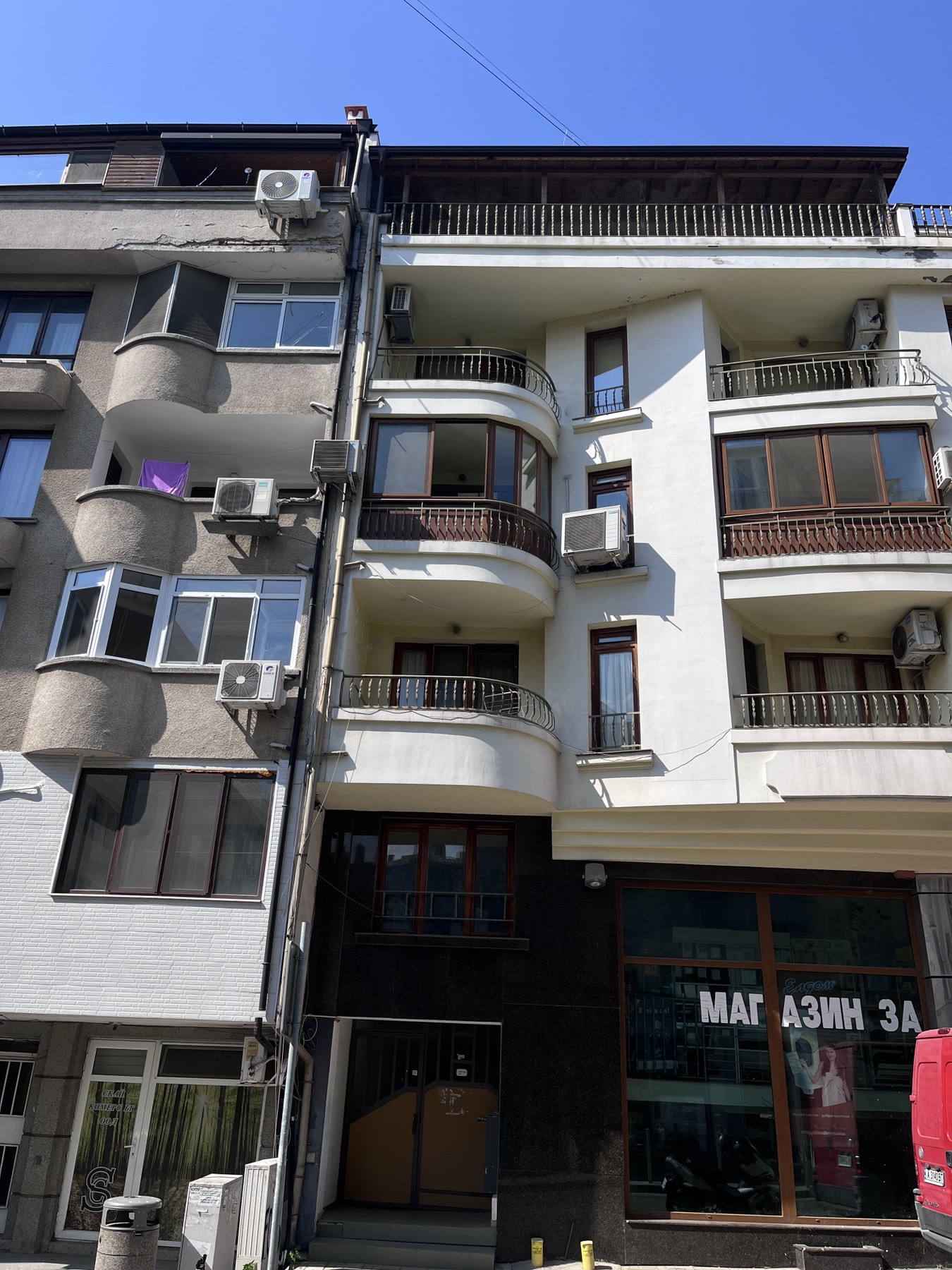 Foto 4 von 19 — АПАРТАМЕНТ в гр. БУРГАС, ул. „ЦАРИГРАДСКА“ № 45 47