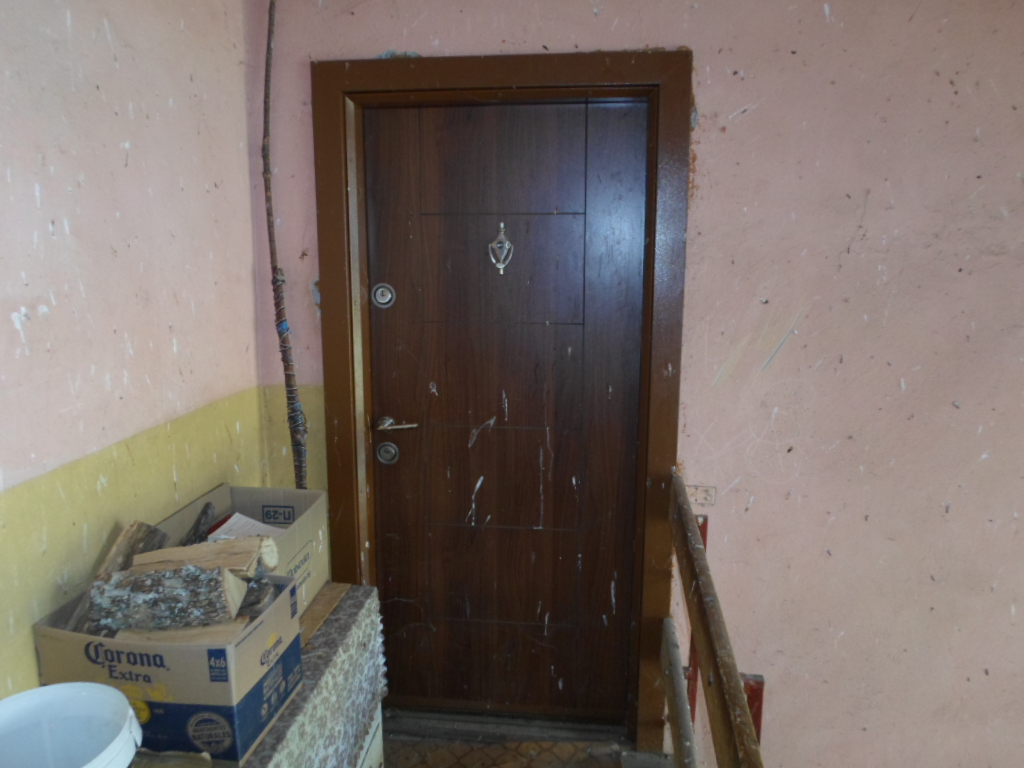 Foto 7 von 13 — АПАРТАМЕНТ в гр. СРЕДЕЦ, ул. „ПРЕОБРАЖЕНСКА“ № 12