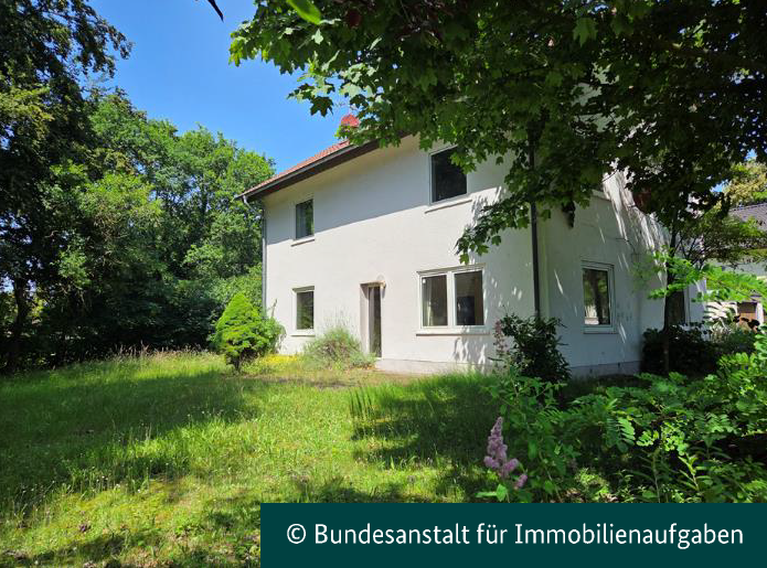 Foto 5 von 198 — Denkmalgeschützte Einfamilienhäuser in unmittelbarer Nähe zum Stadtpark von Gütersloh