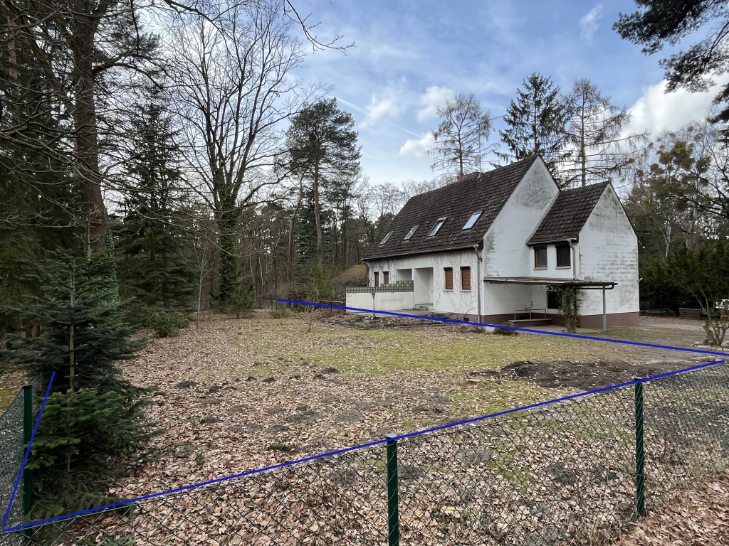 Foto 7 von 12 — Auktion - Schönes, leerstehendes Doppelhaus und attraktives Baugrundstück