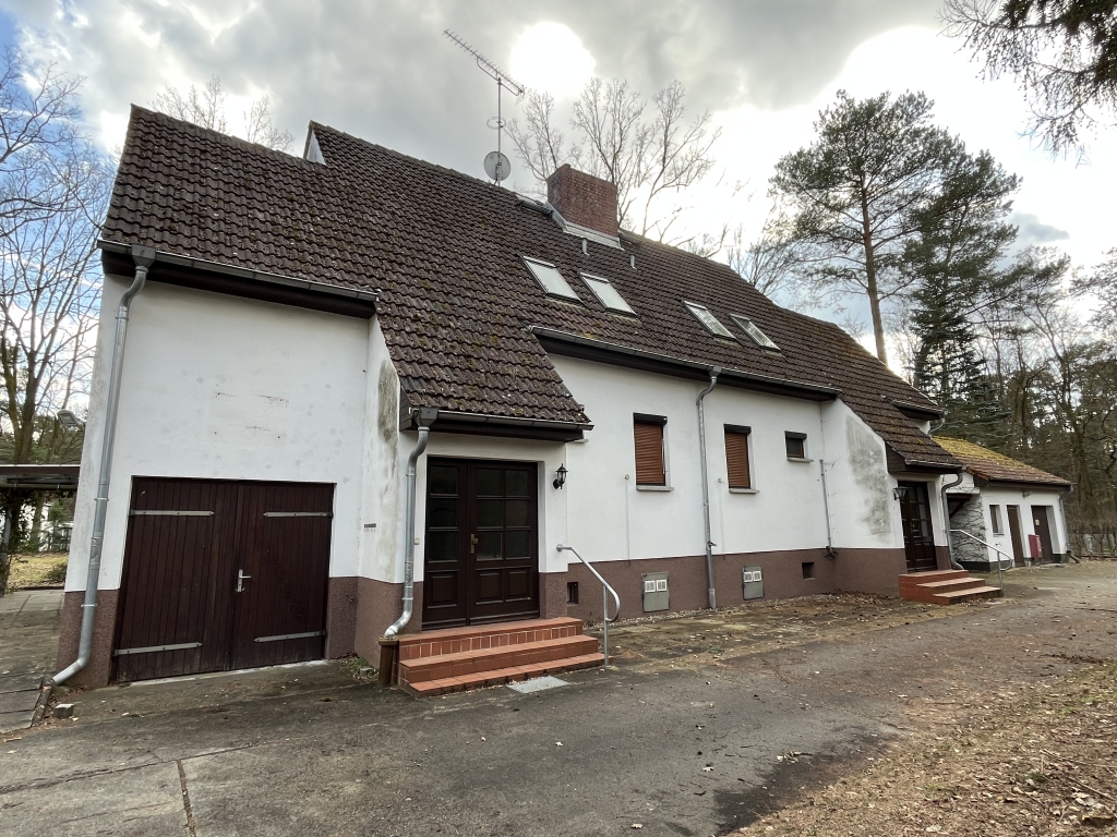 Foto 3 von 12 — Auktion - Schönes, leerstehendes Doppelhaus