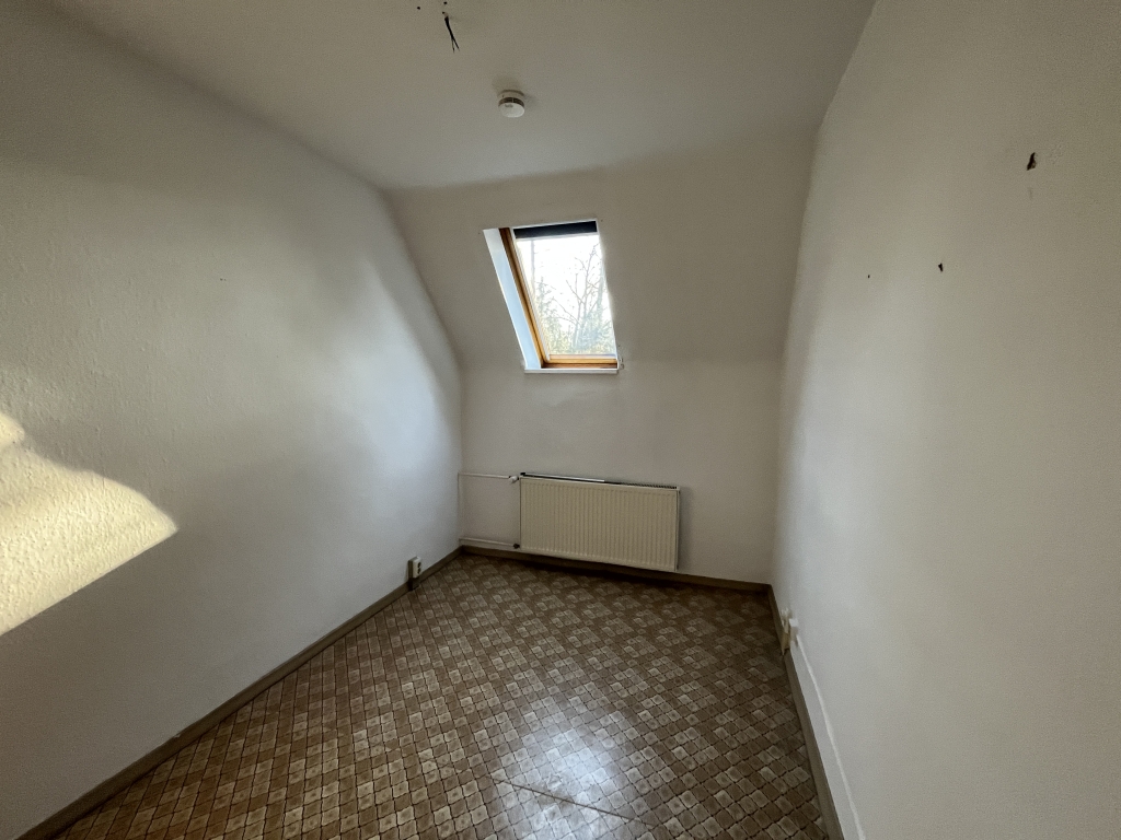 Foto 7 von 12 — Auktion - Schönes, leerstehendes Doppelhaus
