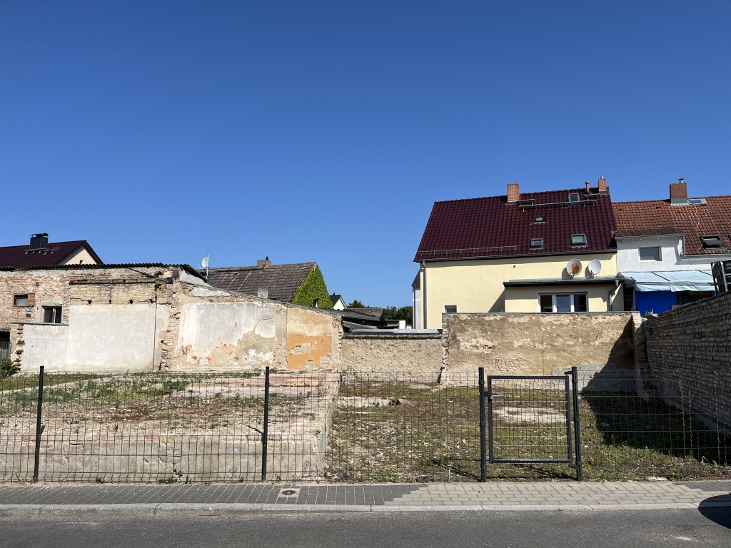 Foto 2 von 12 — Auktion - Schönes, kleines Baugrundstück nahe der Landeshauptstadt Potsdam