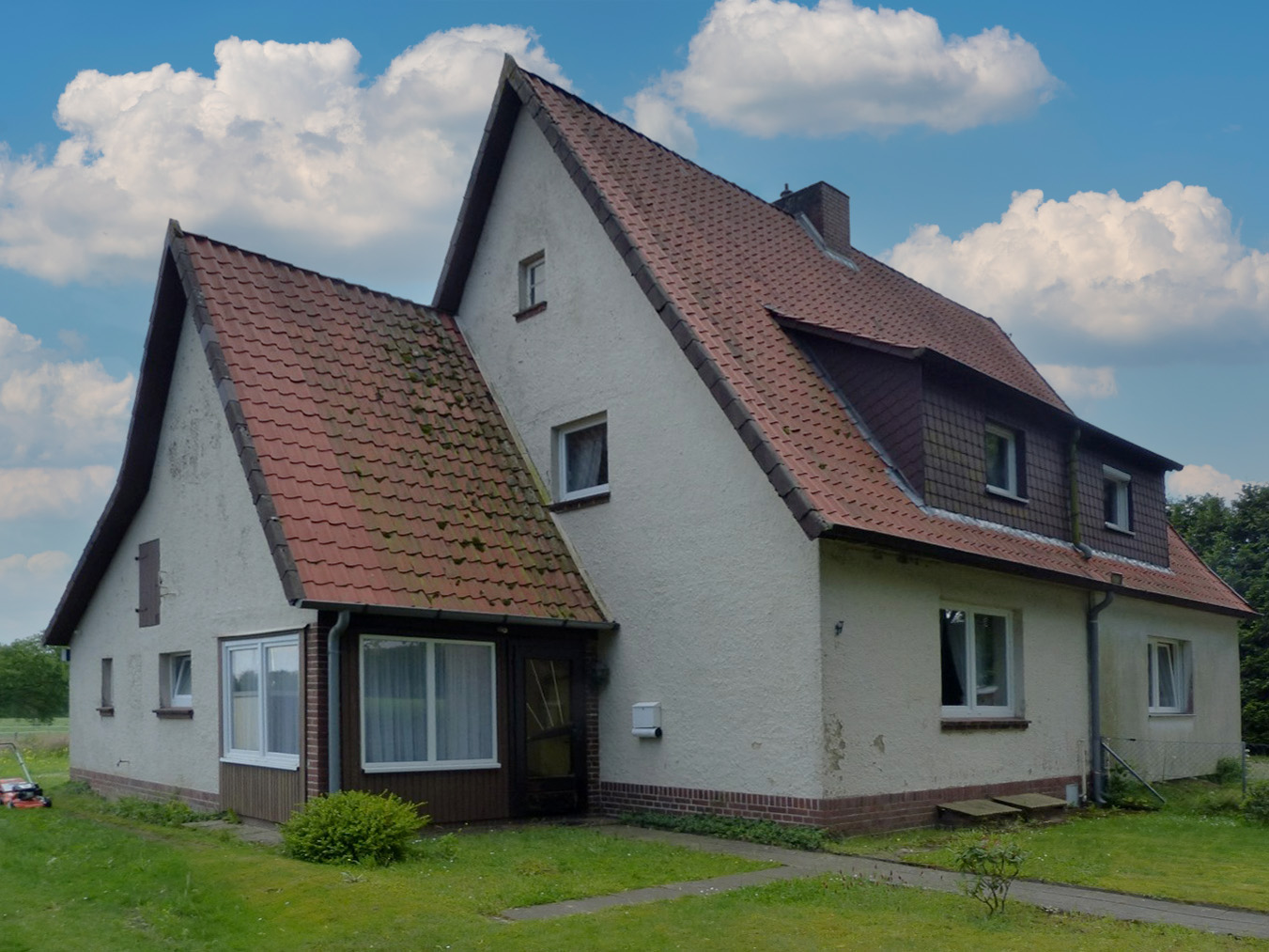 Foto 1 von 45 — Idyllisch gelegene DHH in 21385 Rehlingen - OT Rehrhof