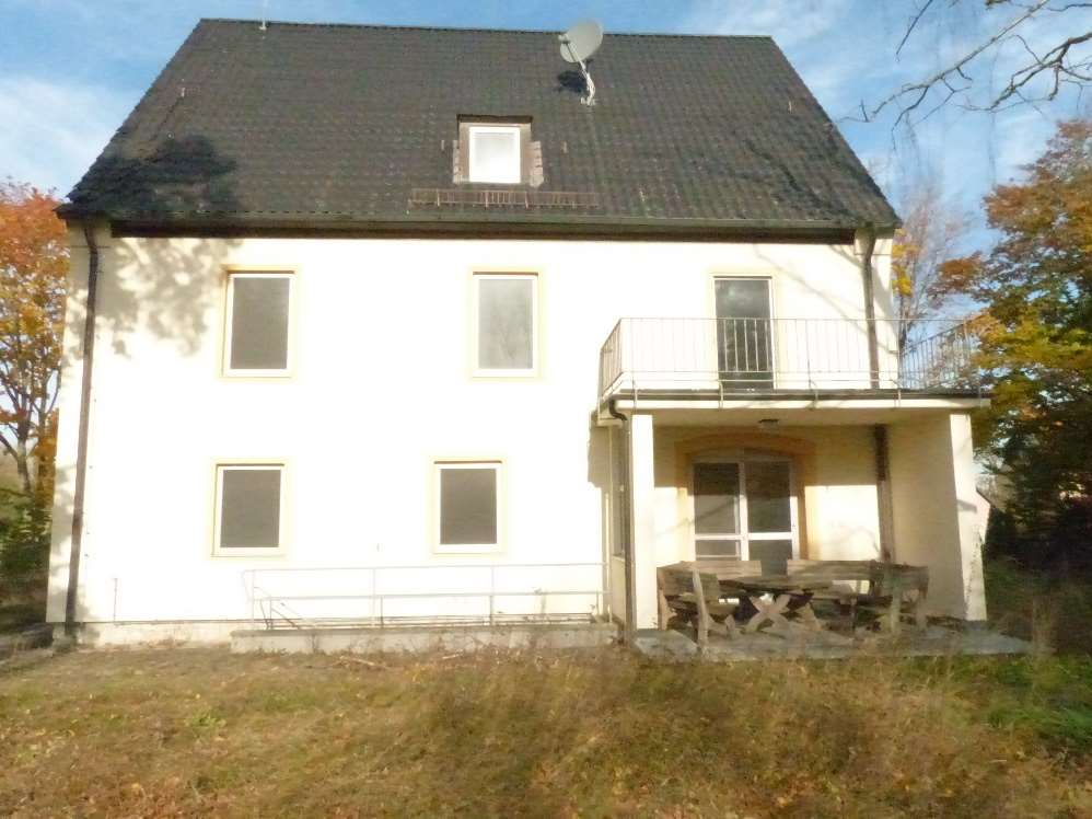 Foto 6 von 9 — Grundstück mit Gebäudealtbestand in Illesheim