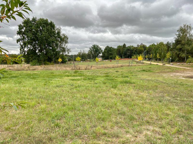 Foto 21 von 27 — Zwei Wohnbauflächen (Rohbauland) in guter Lage - für Bauträger geeignet -
