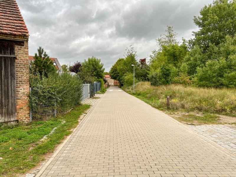 Foto 20 von 27 — Zwei Wohnbauflächen (Rohbauland) in guter Lage - für Bauträger geeignet -