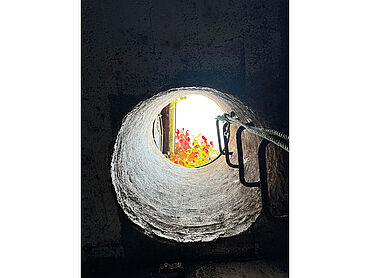 Foto 3 von 4 — Zwei zusammenliegende Grundstücke bebaut mit einem stillgelegten Wasserspeicher