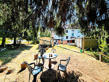 Foto 3 von 4 — Vermietetes, saniertes Mehrfamilienhaus