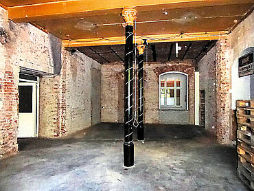 Foto 5 von 5 — Denkmalgeschützter, leerstehender Bahnhof im Zentrum von Genthin