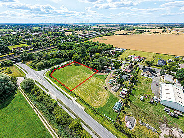 Foto 2 von 3 — Baugrundstück westlich von Berlin in Wustermark nahe der B5