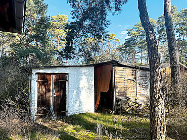 Foto 4 von 4 — Baugrundstück mit abrissreifer Wochenendhausbebauung
