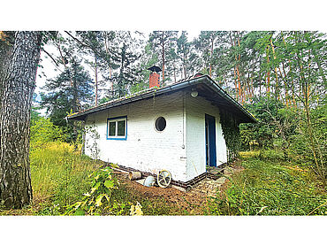 Foto 3 von 4 — Baugrundstück mit abrissreifer Wochenendhausbebauung