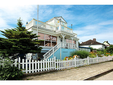Foto 1 von 7 — Einfamilienhaus mit Einliegerwohnung