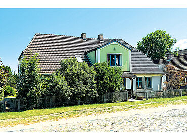Foto 2 von 10 — 2 Ferienhäuser mit Ferienwohnungen und Sauna