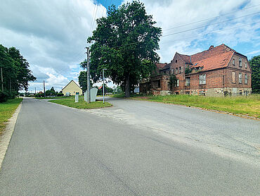 Foto 1 von 6 — Ehemaliges Gutshaus