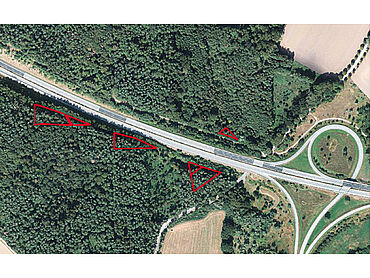 Foto 1 von 2 — Waldflächen (10.296 m²)