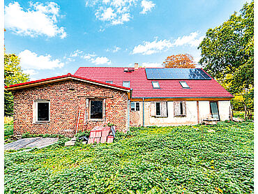 Foto 3 von 5 — Resthof (Wohnhaus und Stall)