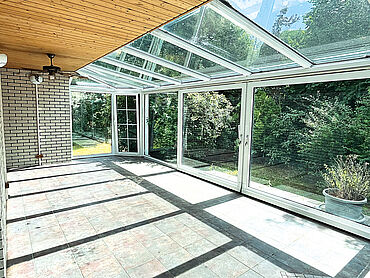 Foto 5 von 6 — Zweifamilienhaus + Ferienhaus