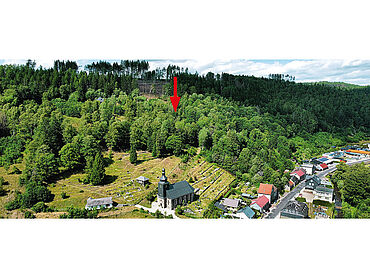 Foto 1 von 3 — Landwirtschaftsfläche in Hanglage