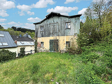 Foto 11 von 12 — Baugrundstück mit Wirtschaftsgebäude im Randbereich in ruhiger Innenstadtlage