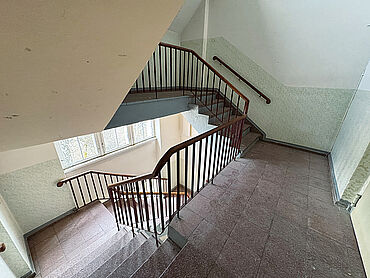 Foto 3 von 5 — Geschäftshaus (Kulturdenkmal ehem. Postgebäude)