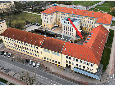Foto 7 von 11 — Bürogeschäftshaus (ehem. Postgebäude)