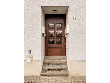 Foto 4 von 9 — Solide Kapitalanlage – vollvermietetes Mehrfamilienhaus