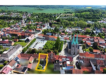 Foto 5 von 8 — denkmalgeschütztes Mehrfamilienhaus am Markt