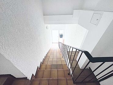 Foto 3 von 4 — Wohn- und Geschäftshaus in zentraler Lage
