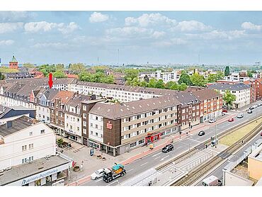 Foto 1 von 4 — Wohn- und Geschäftshaus in zentraler Lage